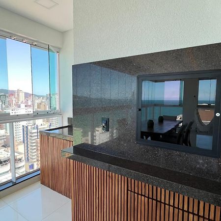 Cobertura Com Belissima Vista Para O Mar E Jacuzzi Итапема Экстерьер фото